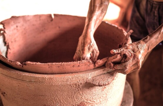 Pottery-workshop-ceramic-craft-workers-pot-art